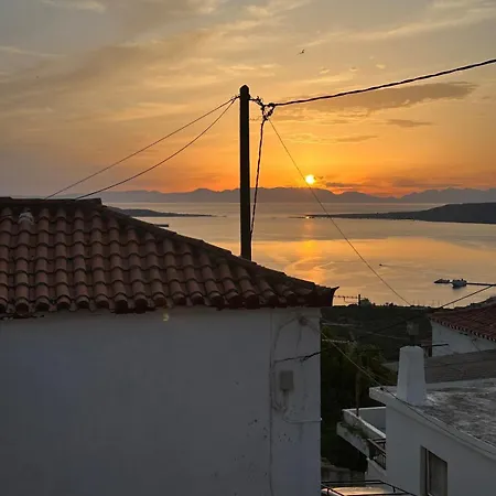 Patricia's Traditional Lägenhet *