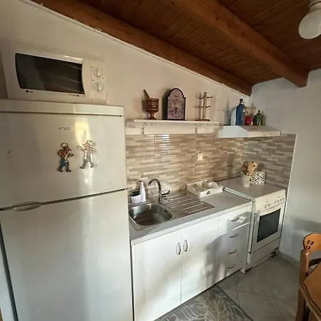 Patricia's Traditional Lägenhet Lakhion